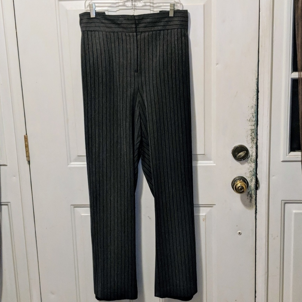Lane Bryant grey striped dress pants Sz 28 Avg